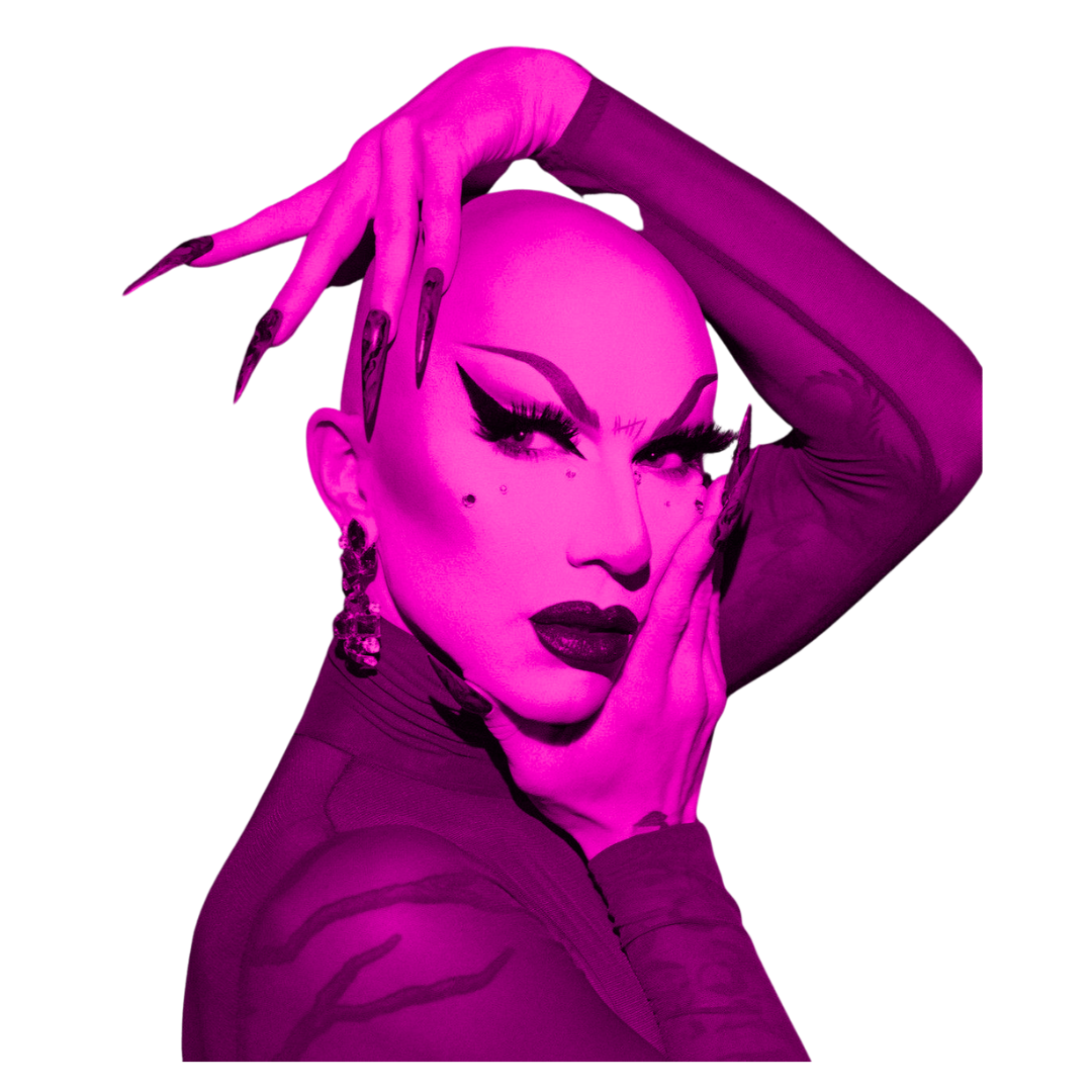 imagem rosa de uma pessoa no estilo drag, com unhas pontiagurdas e maquiagem